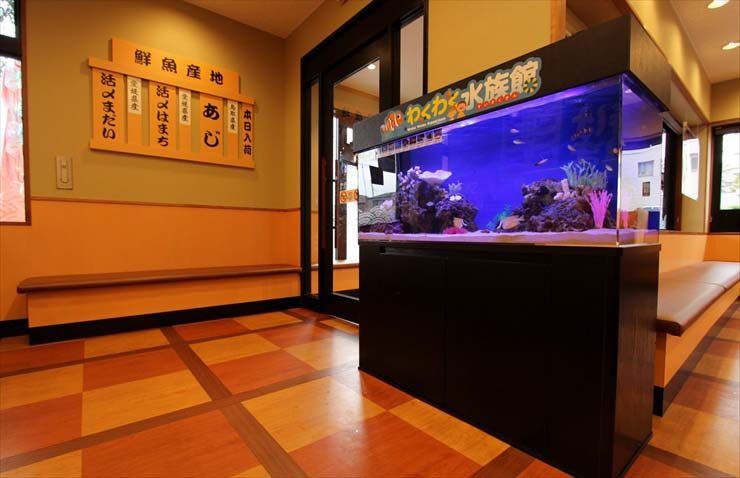 東京都練馬区 飲食店様  120cm海水魚水槽  設置事例のサムネイル画像